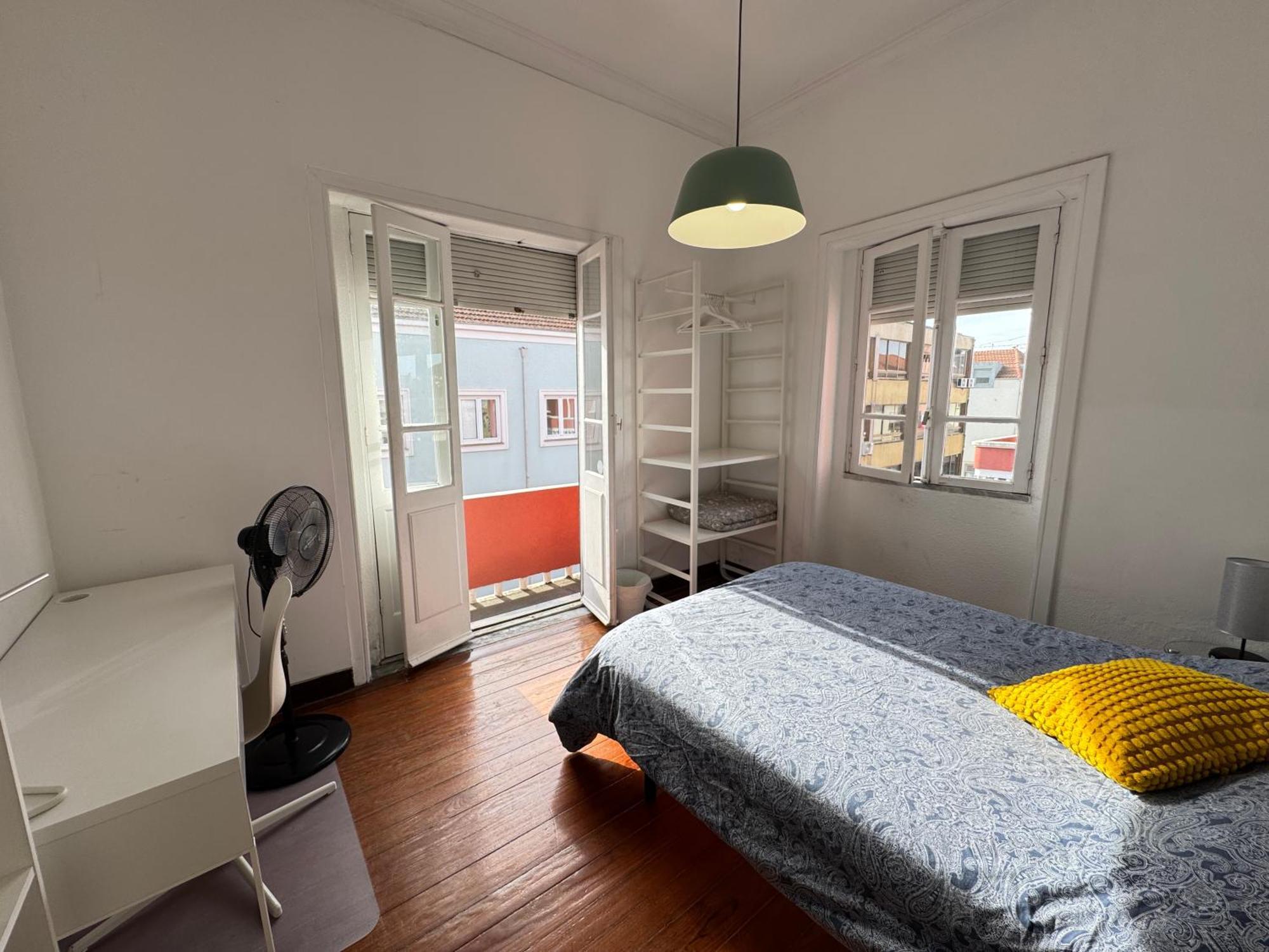 Breiner 28, Porto